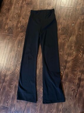 American Eagle The Everything Flare Yoga Pants Women's Small Black Stretch Pants